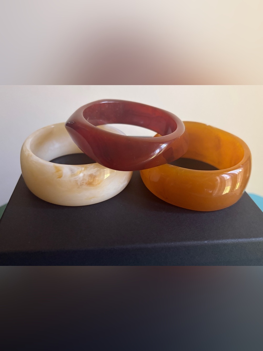Vintage-Inspired Resin Bangle Trio - Amber, Caramel & Cream